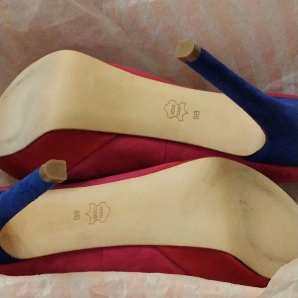 Footcandy Color Block Platform Heels - Picture 8 of 13